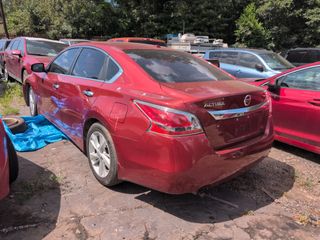 2015 Nissan Altima 2.5 SL - Exterior Rear Left Corner Image